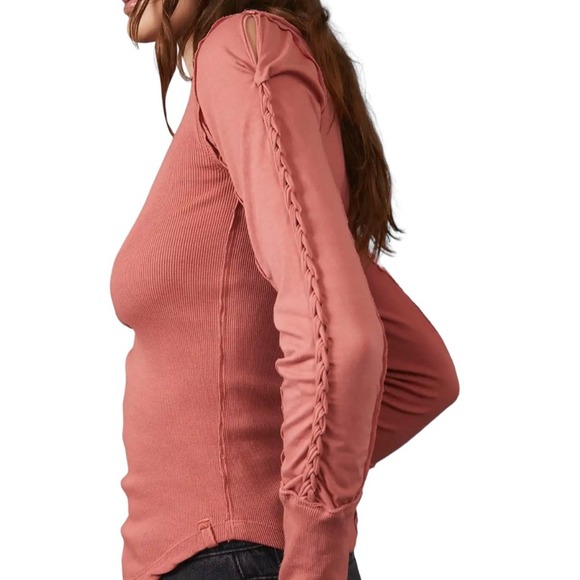 Free People Pink Daisy Chain Chain Cuff Long Sleeve Ribbed Cold Shoulder Top L - Picture 1 of 8